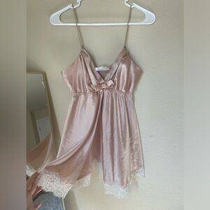 Flora Nikrooz Rose Gold/ Pink Babydoll Chemise with Lace Open Front Size S/M